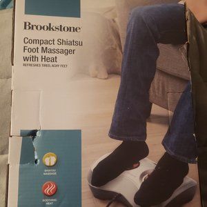 Brookstone Compact Shiatsu Foot Massager with Heat  New in Box
